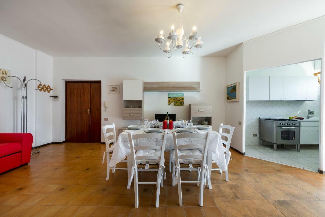 Appartamento Clara 11 Follonica Bagian luar foto