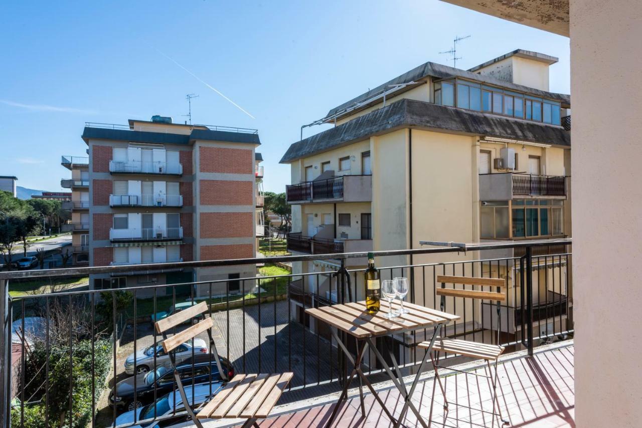 Appartamento Clara 11 Follonica Bagian luar foto